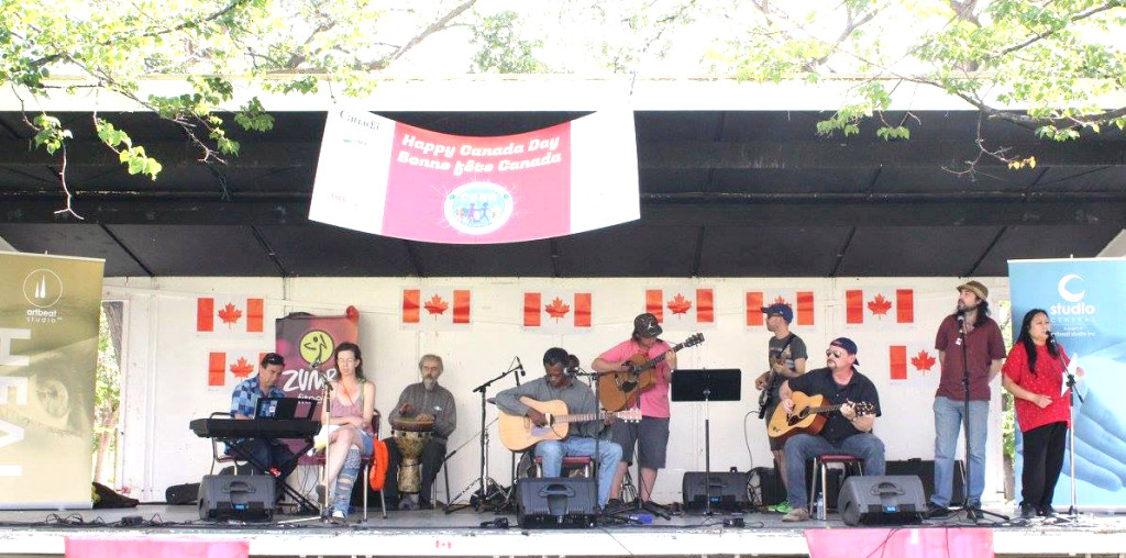 Artbeat Studio and Studio Central participate in the Canada Day Celebration at Central Park, 2016!